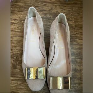 Kate Spade NY Lorin Pumps Size 7 Pink Beige Made In Italy Suede Block Heels.